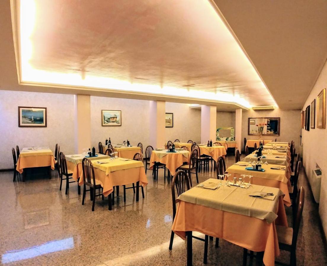 סלסומאג'יורה טרמה Hotel Carancini מראה חיצוני תמונה