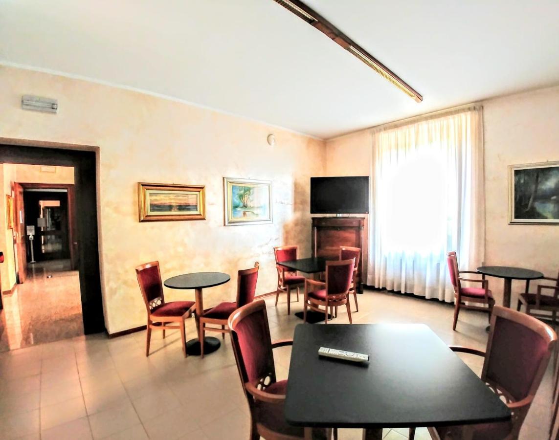 סלסומאג'יורה טרמה Hotel Carancini מראה חיצוני תמונה