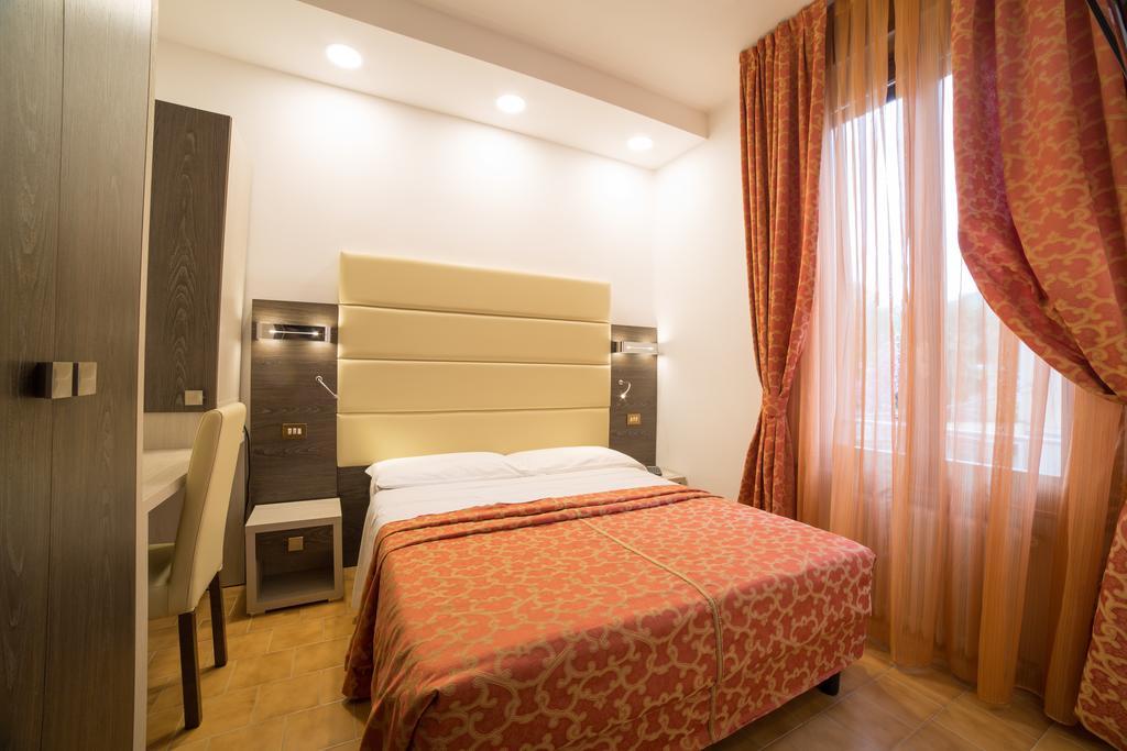 סלסומאג'יורה טרמה Hotel Carancini מראה חיצוני תמונה
