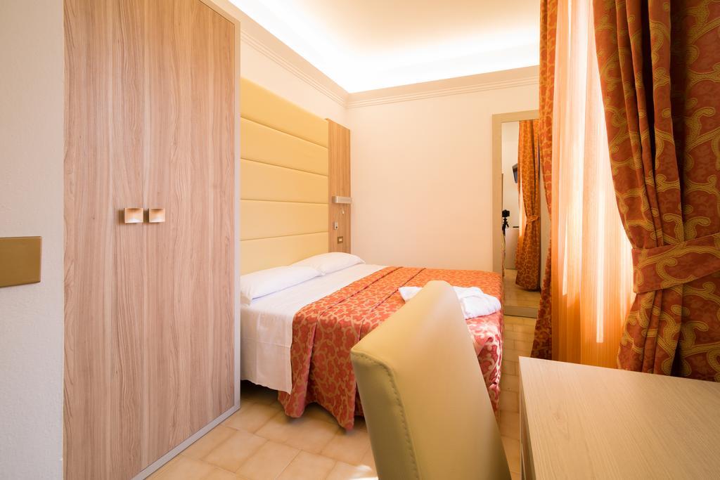 סלסומאג'יורה טרמה Hotel Carancini מראה חיצוני תמונה